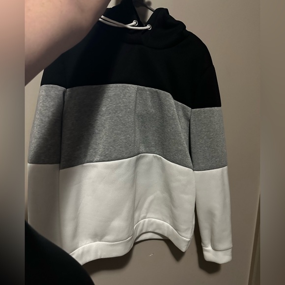 Brand new hoodie - Picture 2 of 4